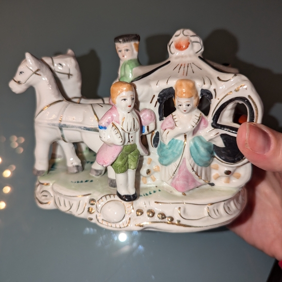 Victorian French Horse Drawn Carriage Porcelain Figurine Cinderella - Picture 2 of 8